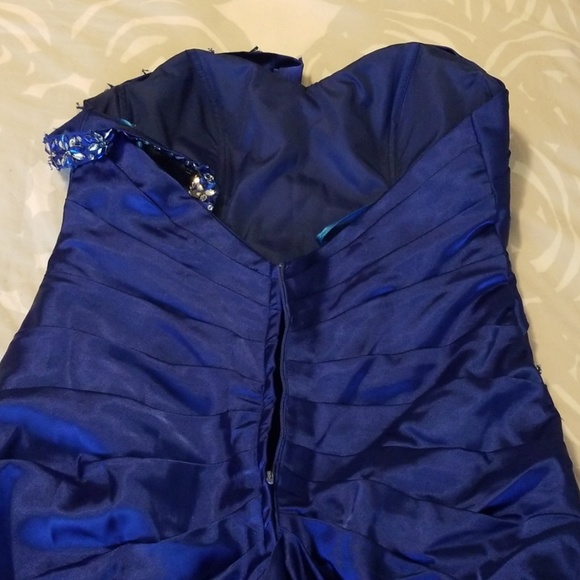 Custom Made Evening Gown - Picture 4 of 6